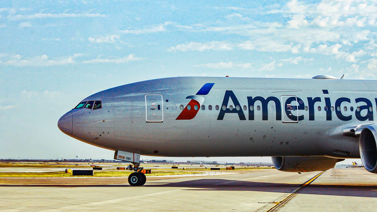 American Airlines Briefly Grounds Every Flight After Nationwide IT Outage