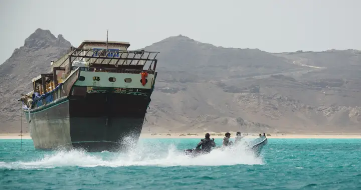 Oil hits US$100 a barrel again as Middle East conflict hits Red Sea strait – National