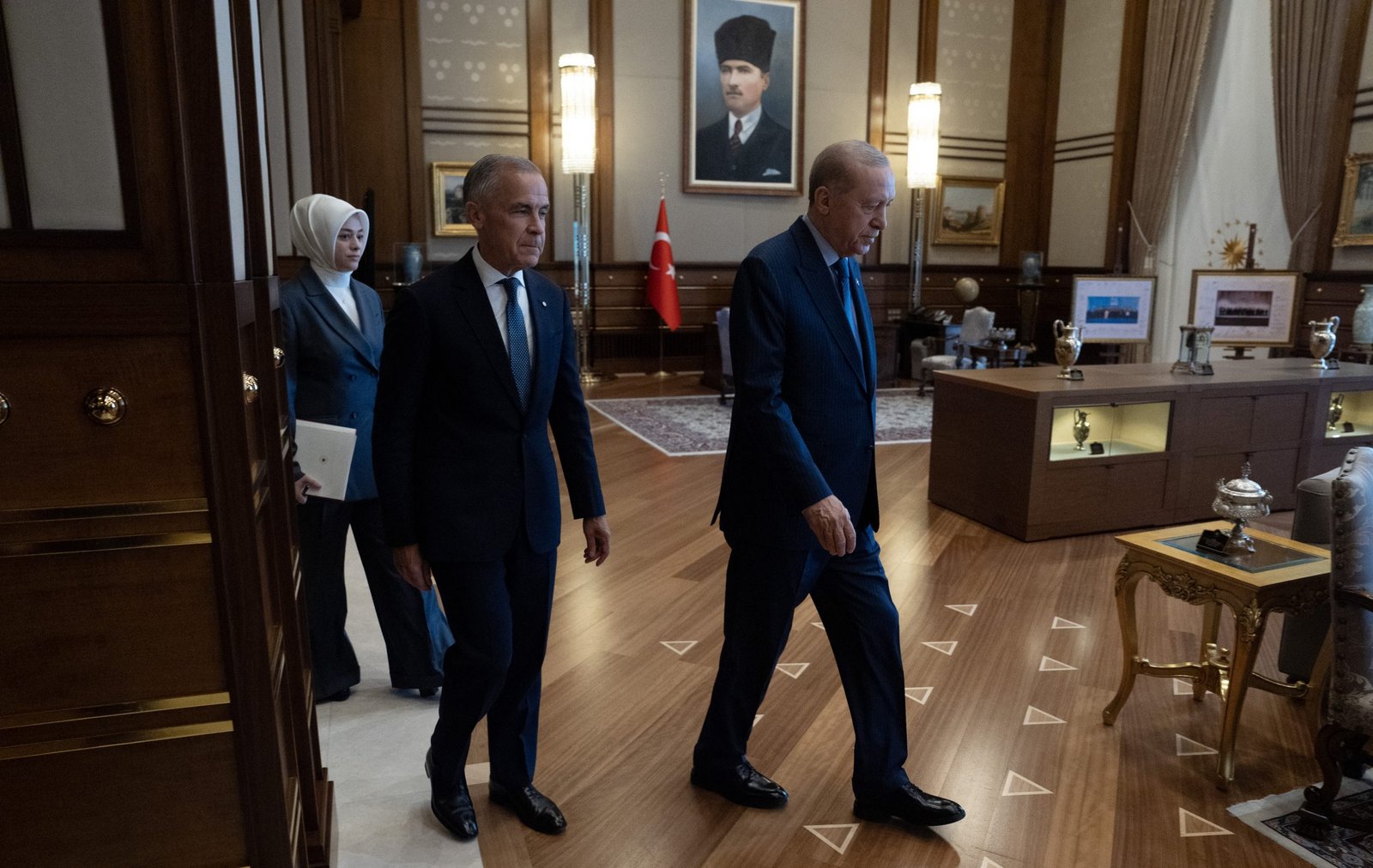 Carney meets with allied nations in Turkey on margins of NATO summit