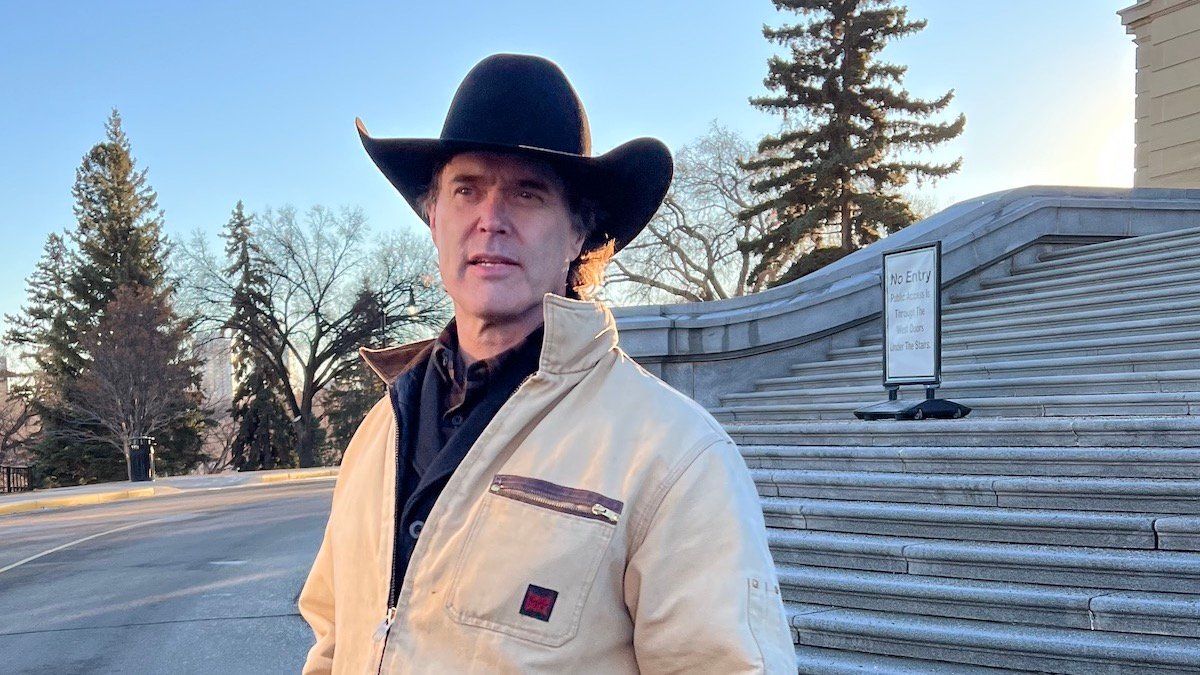 Corb Lund expresses ‘grave concerns’ about how Elections Alberta rejected his ‘Water Not Coal’ petition
