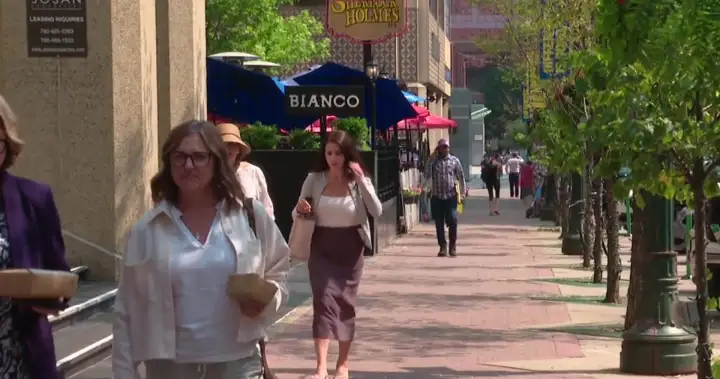 Edmonton city council faces urgent call to address downtown business closures – Edmonton