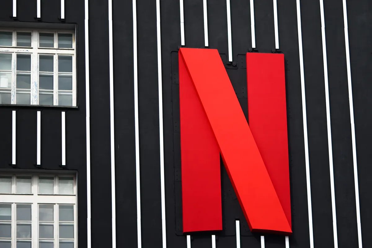 Netflix dabbles in shorter video content with its new set of publisher deals with Variety, others