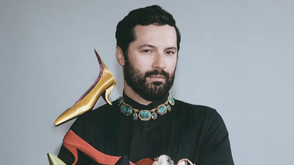 Roger Vivier Debuts Exclusive Pièce Unique Couture Footwear Collection