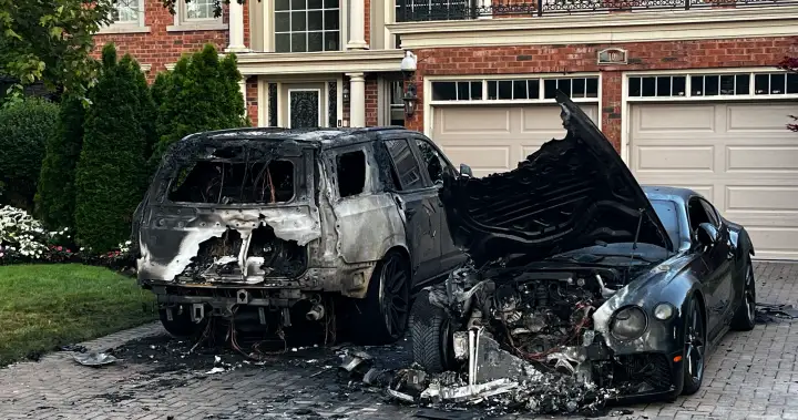 Richmond Hill vehicle fire being investigated as arson