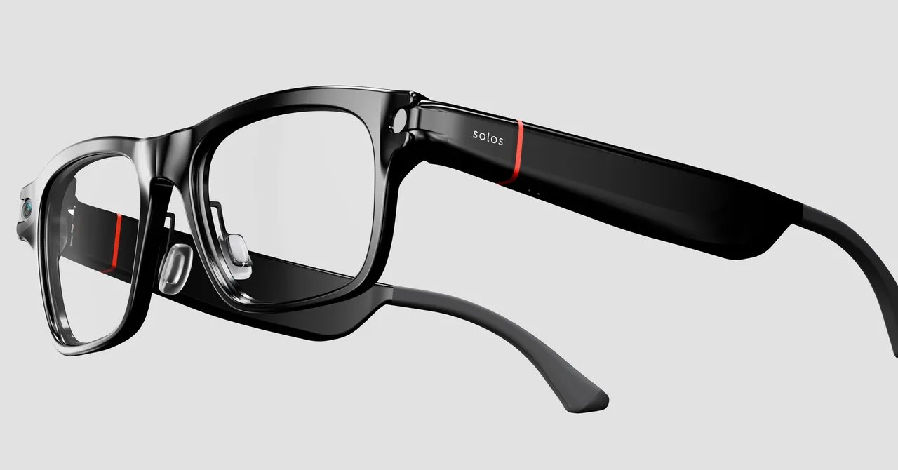These New Smart Glasses From Solos Come With a Privacy Shield for the Cameras