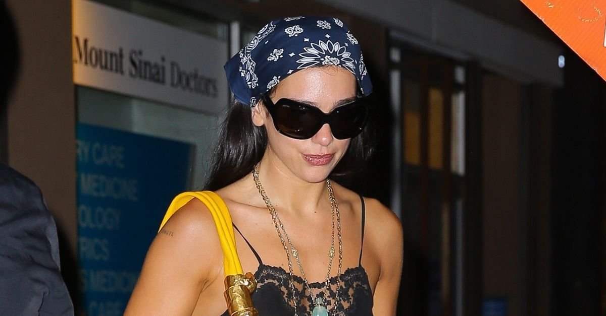 Dua’s Swapped Flip-Flops For the Coolest Autumn Shoe Trend