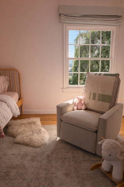 7 Best Nontoxic Nursery Chairs And Gliders (2026)