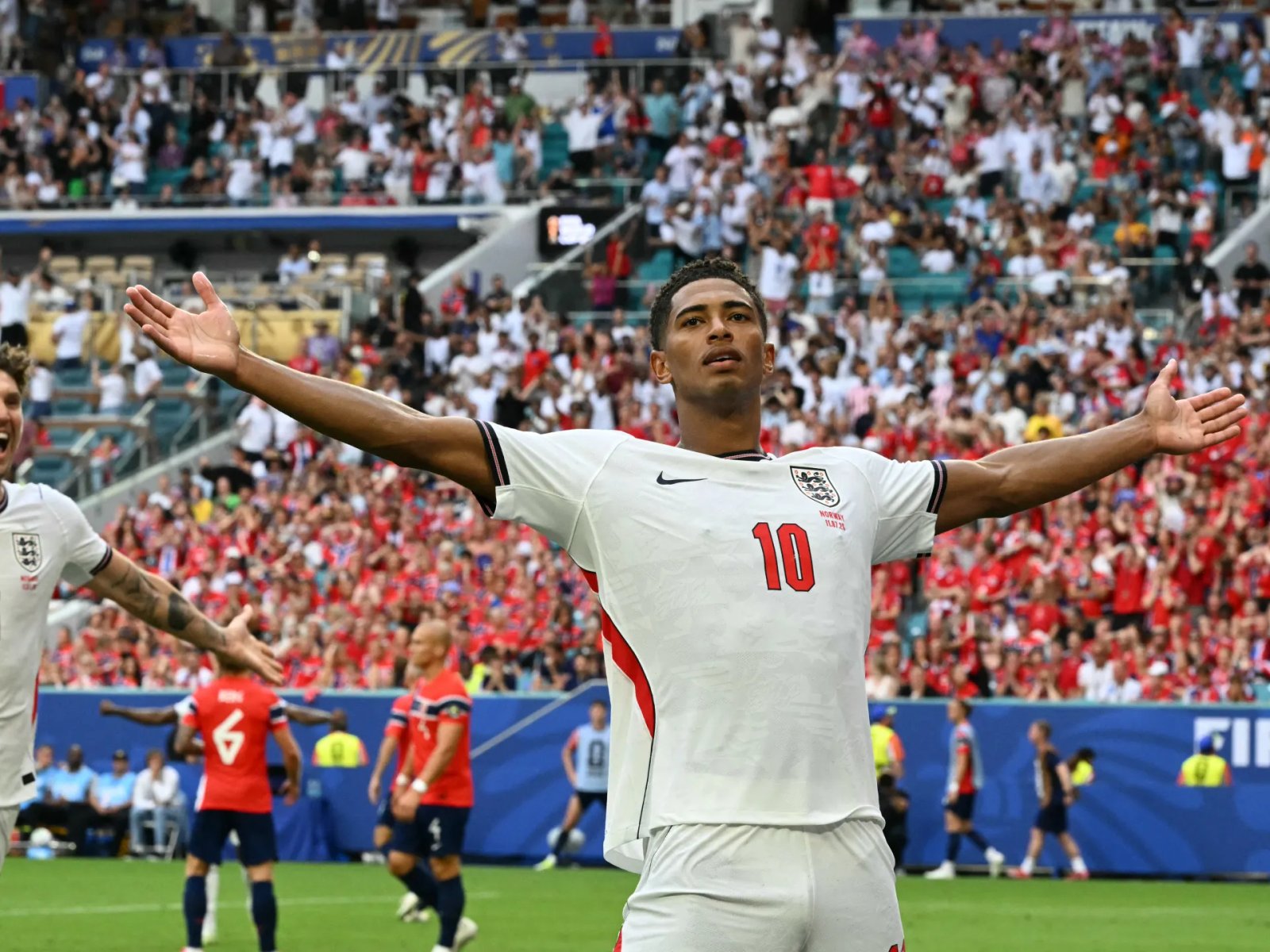 Bellingham scores twice as England beat Norway 2-1 to reach World Cup semis | World Cup 2026 News