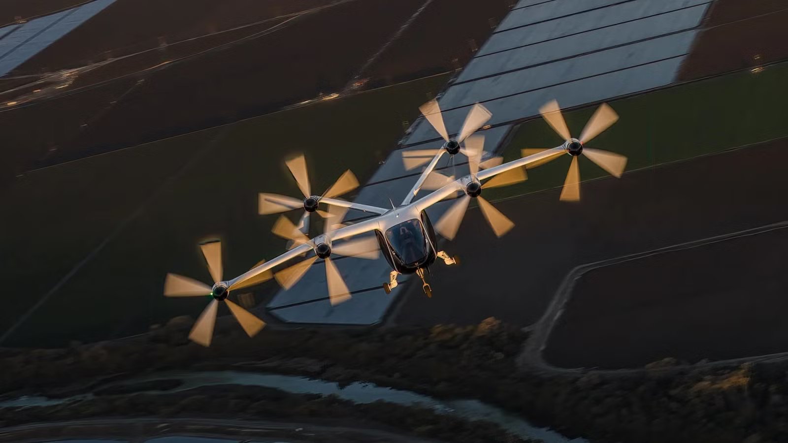 Air Taxis Could Begin Flying From Orlando Airport “Later This Year,” Executive Says