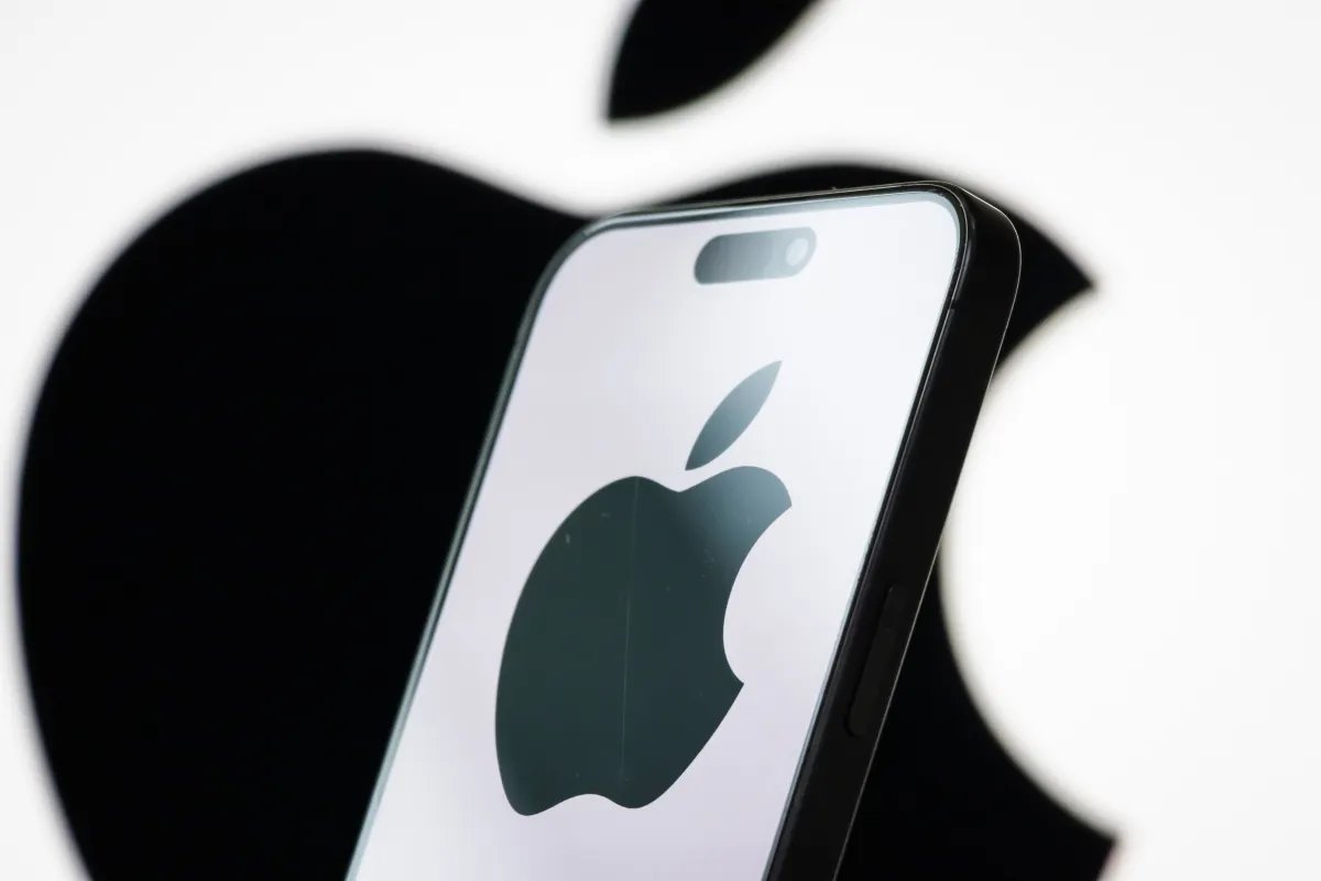 Apple’s Hide My Email feature has a bug that’s been exposing real email addresses, researcher claims