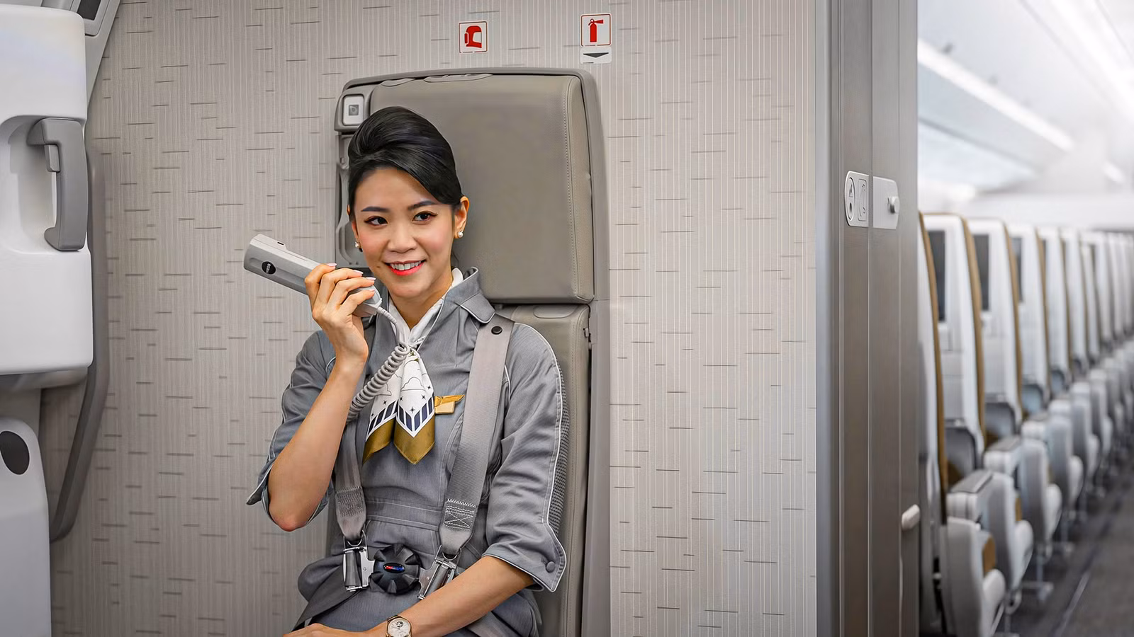 The Highest Paid International Flight Attendants’ Ranks & Their Average 2026 Salaries