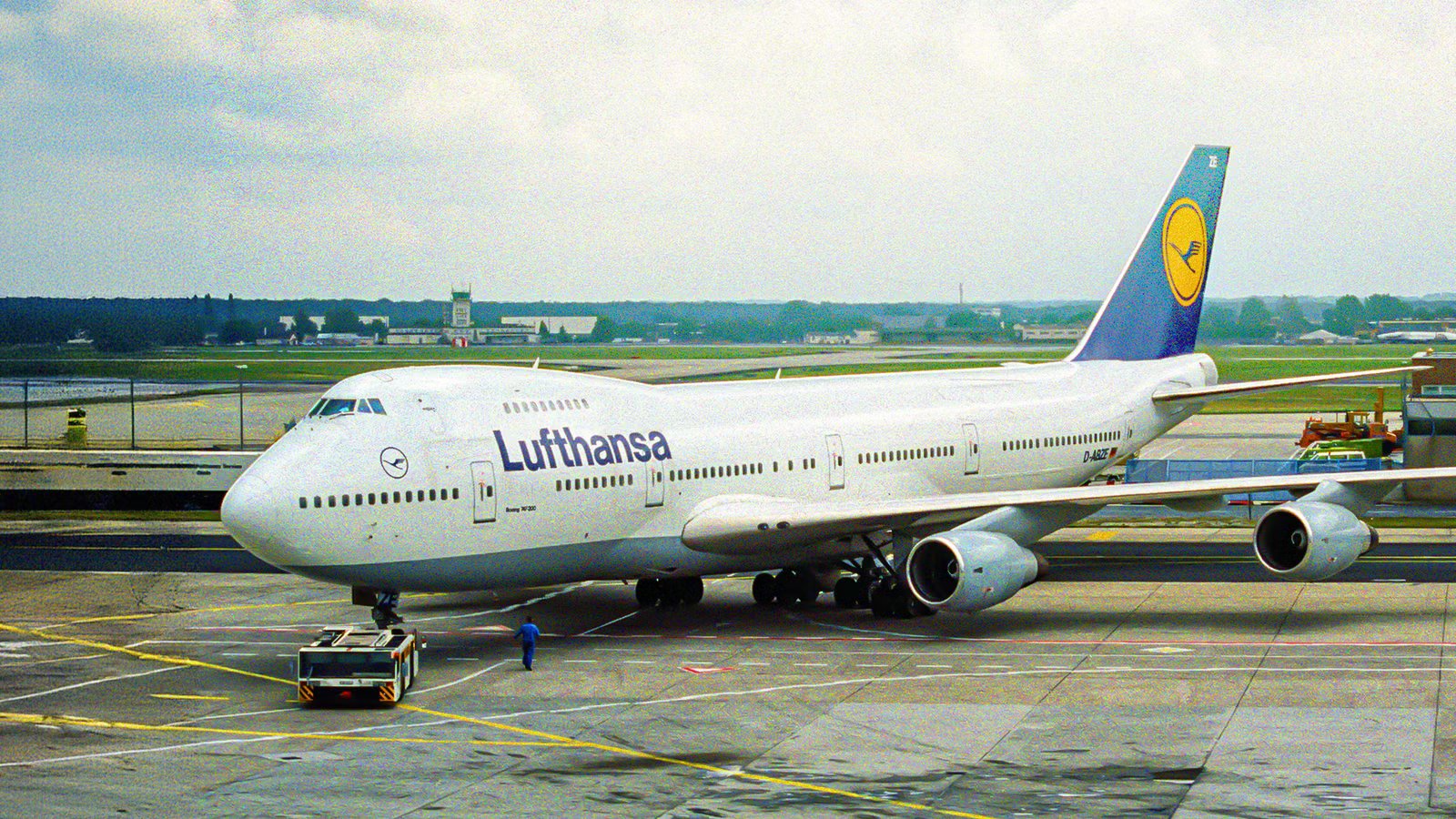 The Single Boeing 747-200 That Tells The Entire Rise & Fall Story Of Lufthansa’s Jumbo Era
