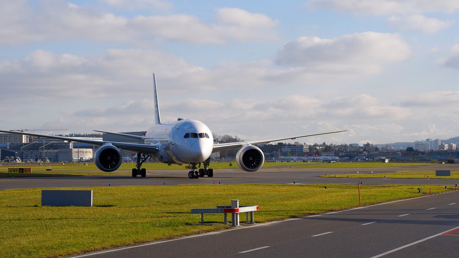 GE Backs Boeing 787 Dreamliner Production Increase By Boosting Engine Shipments By 30%