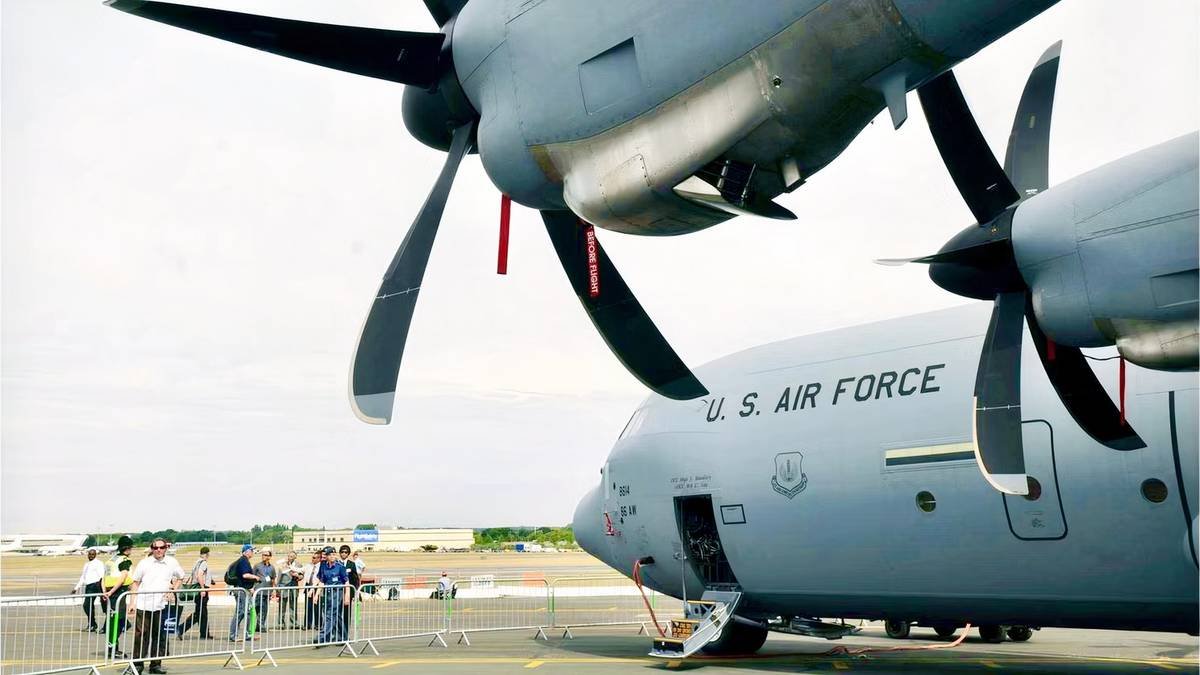 Why A C-130 Hercules Landing On A US Navy Carrier Deck In 1963 Is A Record The Military Has Never Tried To Break