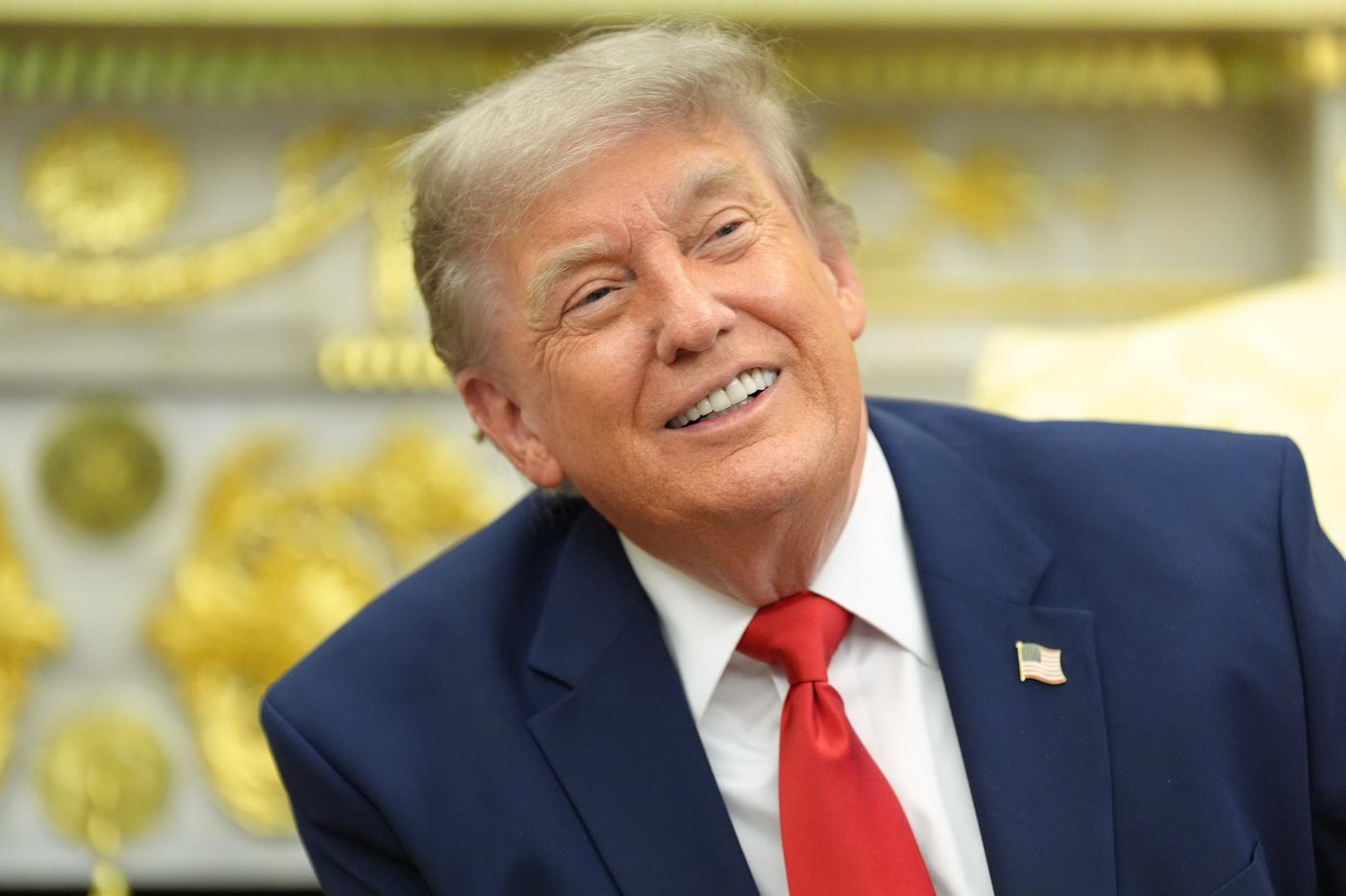 Trump rings Wall Street’s opening bells as he ties his presidency to stock market gains