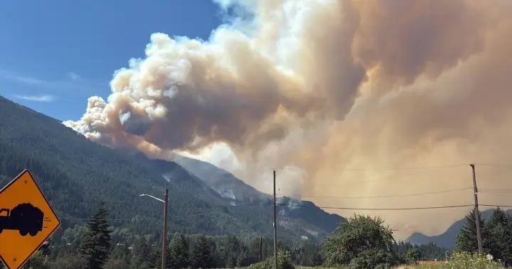 Growing B.C. wildfire closes Highway 1, more evacuation alerts issued