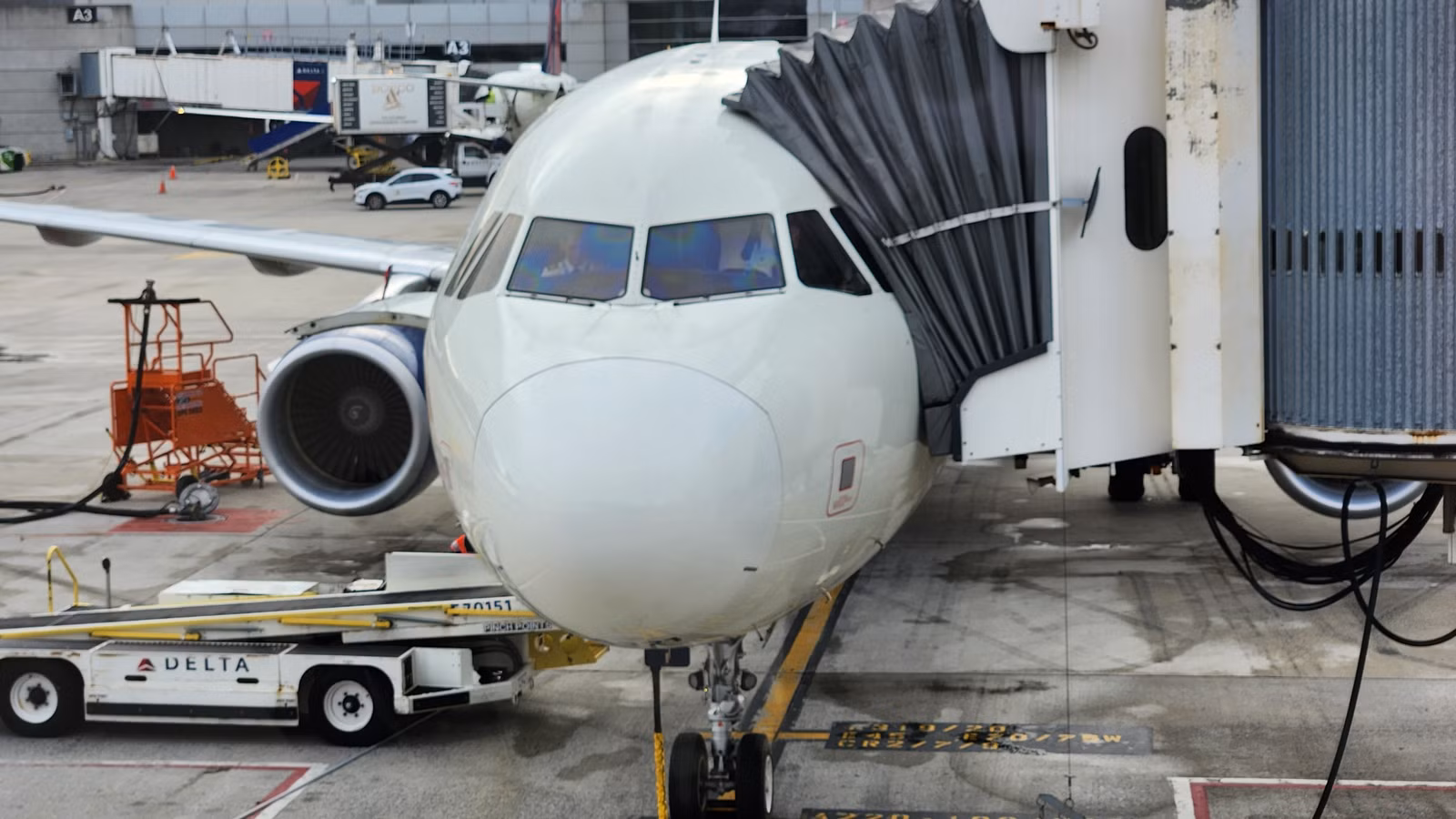 Why Do Pilots Use The Term “Roger” Instead Of “Yes”?
