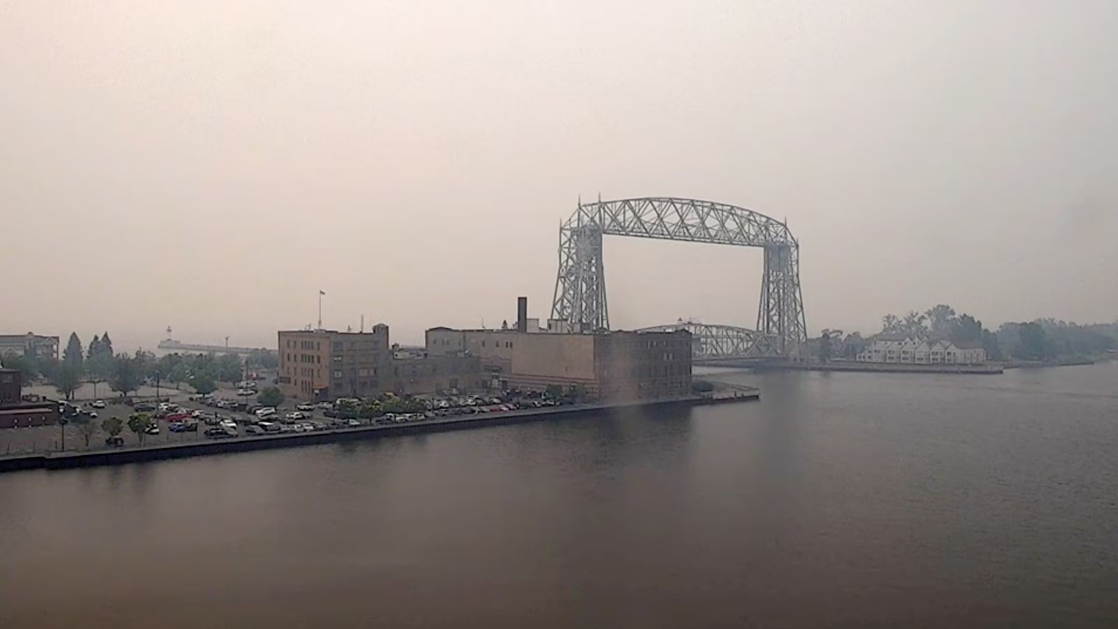 Wildfires prompt state of emergency, air quality alert in Minnesota