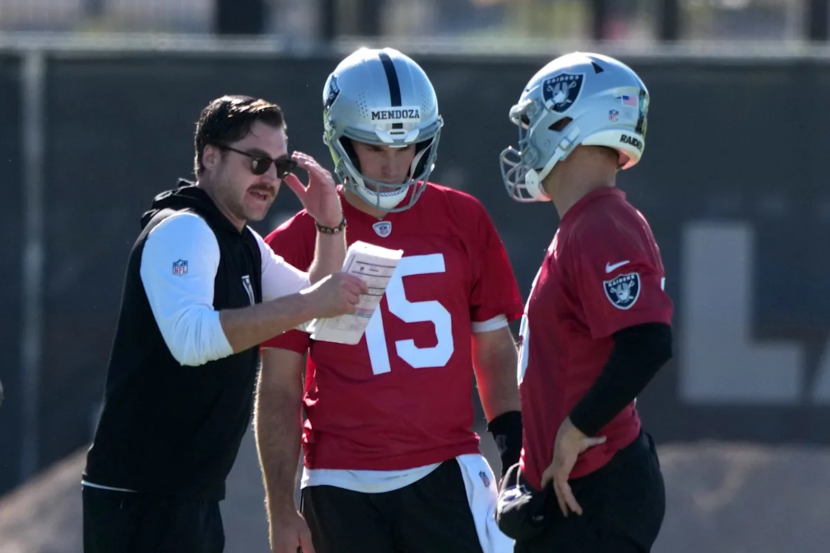 Will the Raiders stick to the Fernando Mendoza plan if they’re losing?