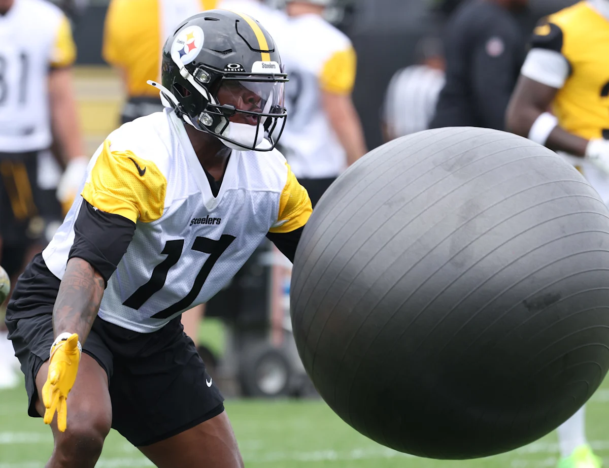 Steelers roster spotlight: Can Germie Bernard earn the WR3 role?