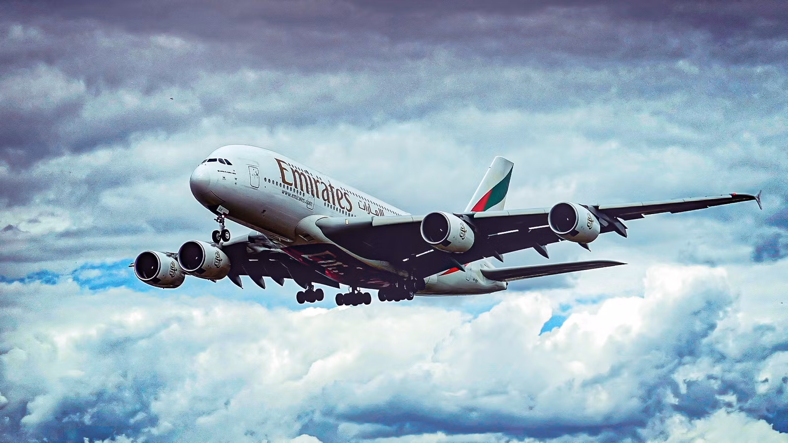 373 Passengers Stranded For 10+ Without AC On Emirates A380 After Late-Night Diversion