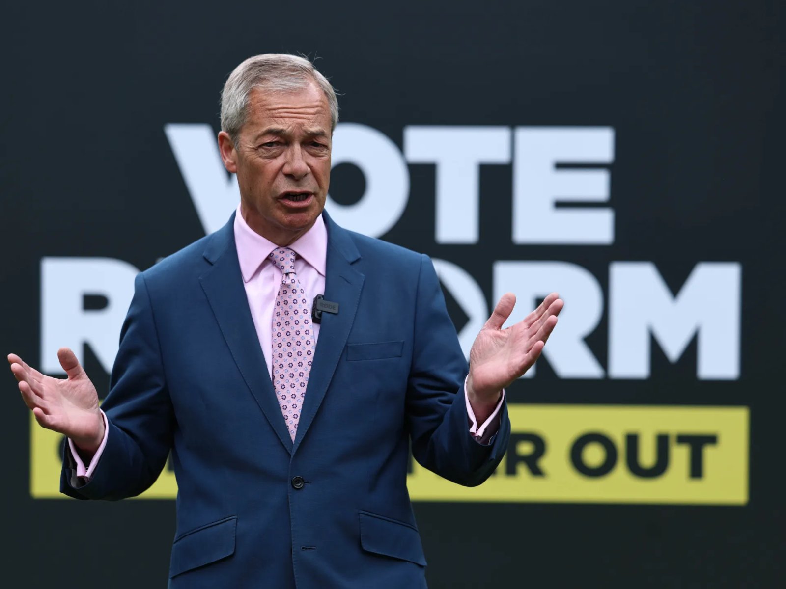Reform UK’s Farage failed to disclose funds from convicted criminal: Report | Corruption News