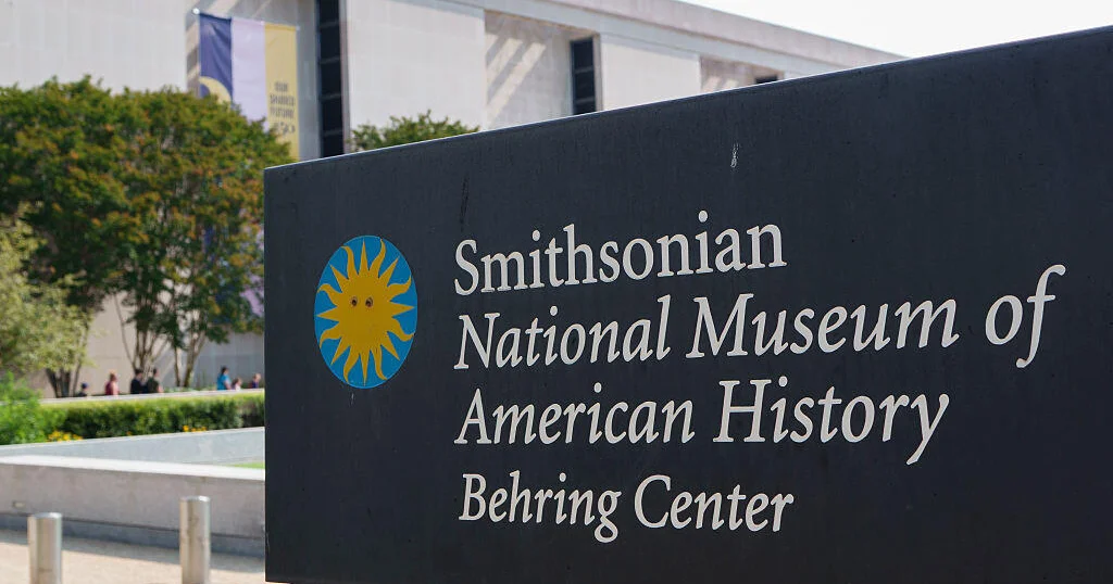 Trump orders signs placed outside Smithsonian museum warning of “inaccurate” information