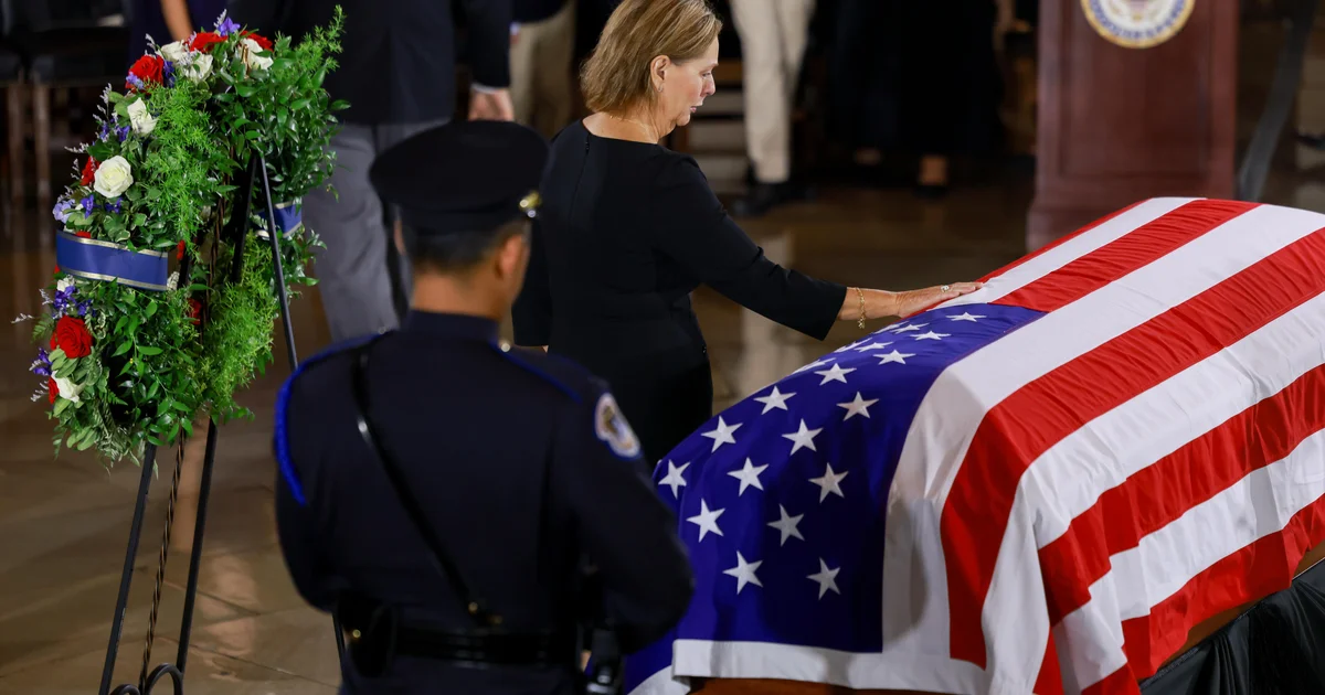 Sen. Lindsey Graham to be eulogized by Trump at funeral attended by Zelenskyy, Netanyahu