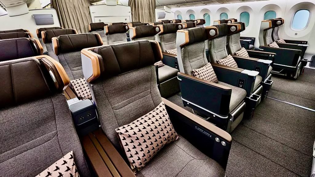 42 Inches Of Pitch: Inside This Transpacific Airline’s Breathtaking Premium Economy Cabin