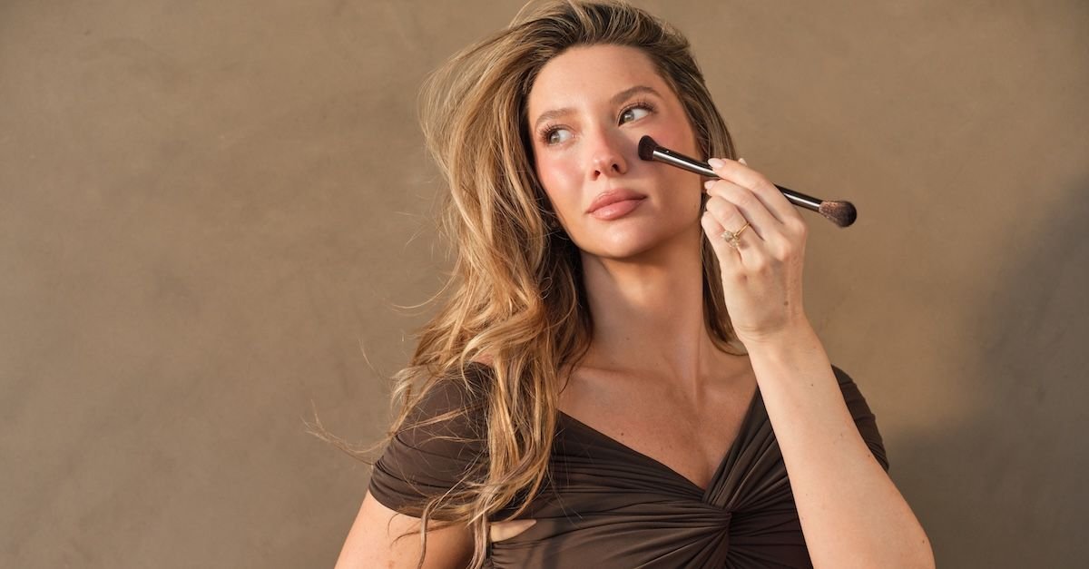 An Exclusive Interview With Celebrity MUA Kelli Anne Sewell