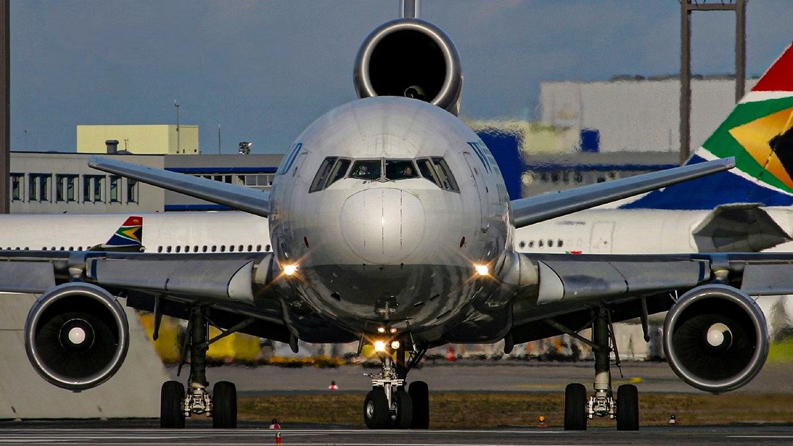 Here’s Why The McDonnell Douglas MD-11’s Tail Engine Is Different To Other Trijets