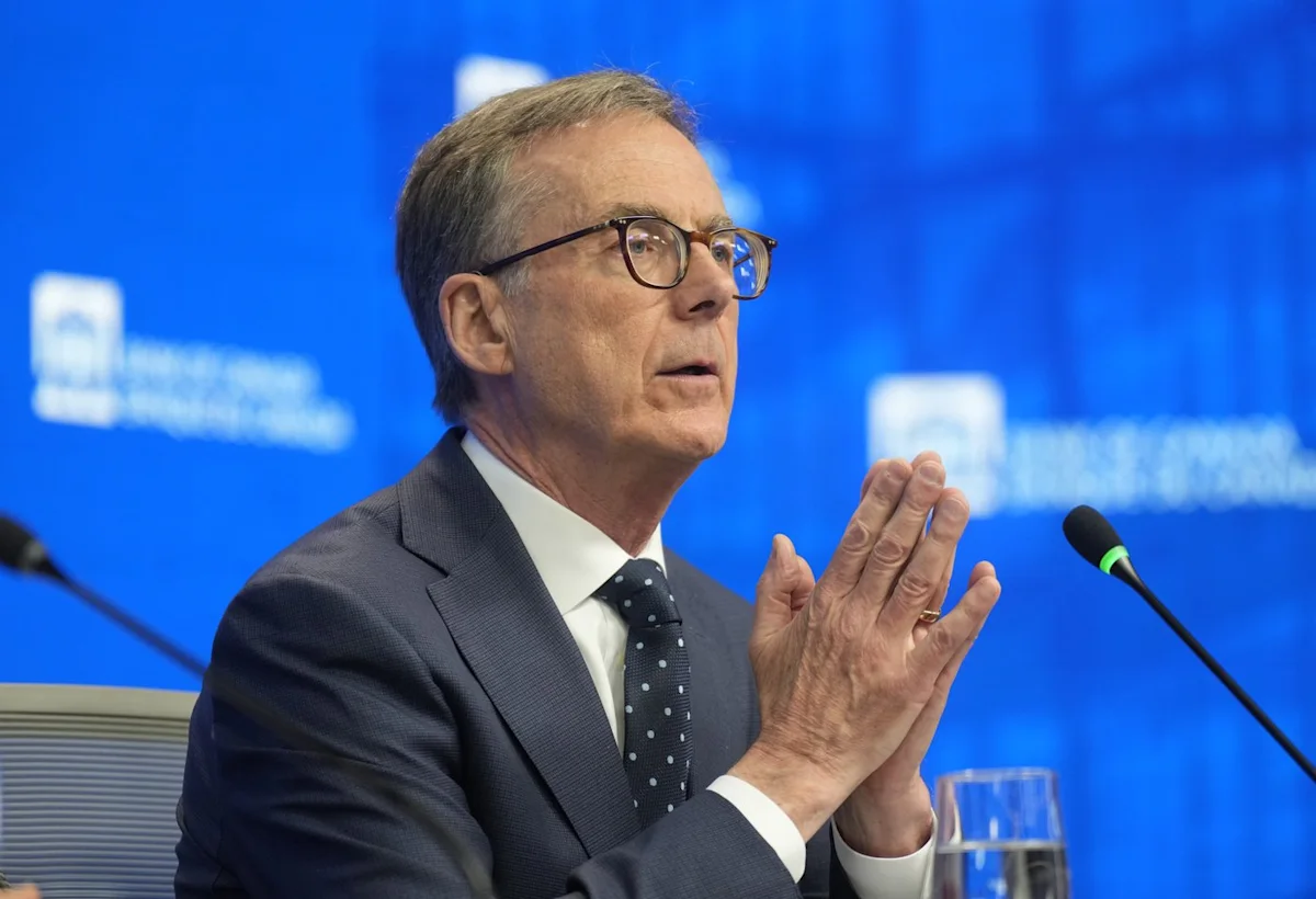 Bank of Canada’s Macklem defends use of replacement workers during strike