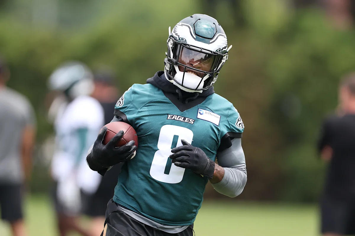 Eagles’ RB2 competition could help preserve Saquon Barkley