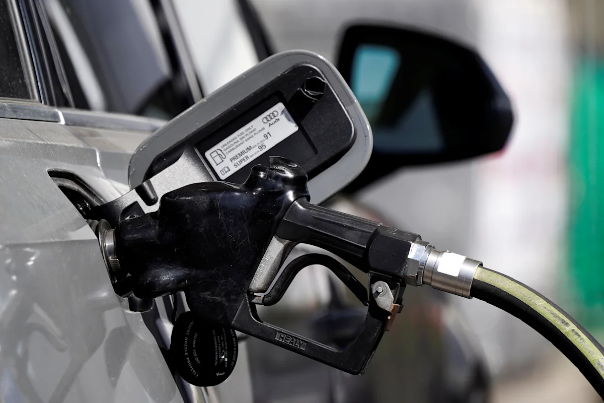 Gas prices remain at their highest level in 4 years headed into July 4th weekend