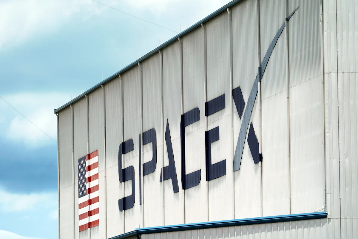 SpaceX stock plunge sends a big reminder to those who want to get in on or near IPO day