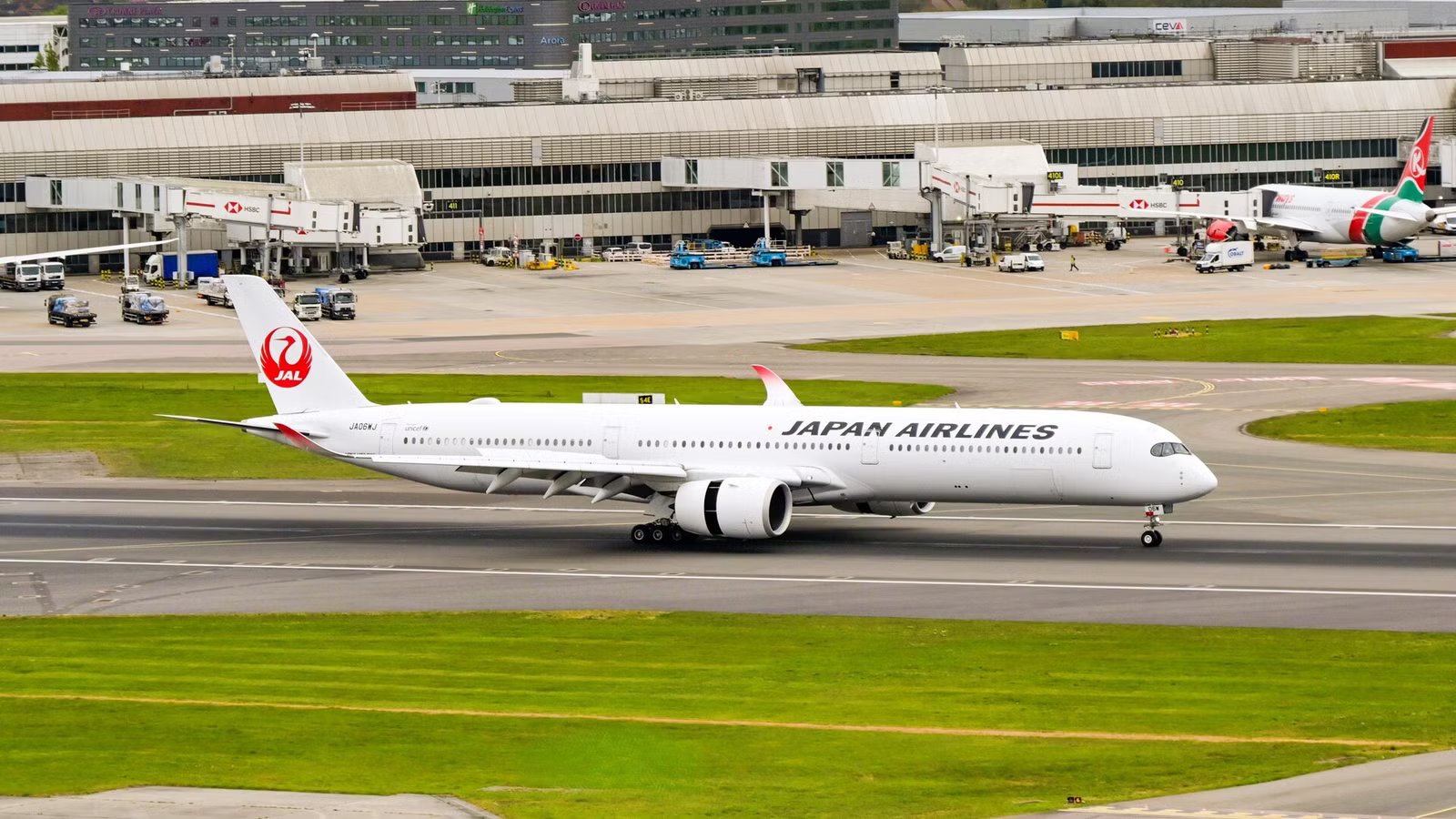 Damaged Japan Airlines A350-1000 Flies For 1st Time In 7+ Months After JFK Collision
