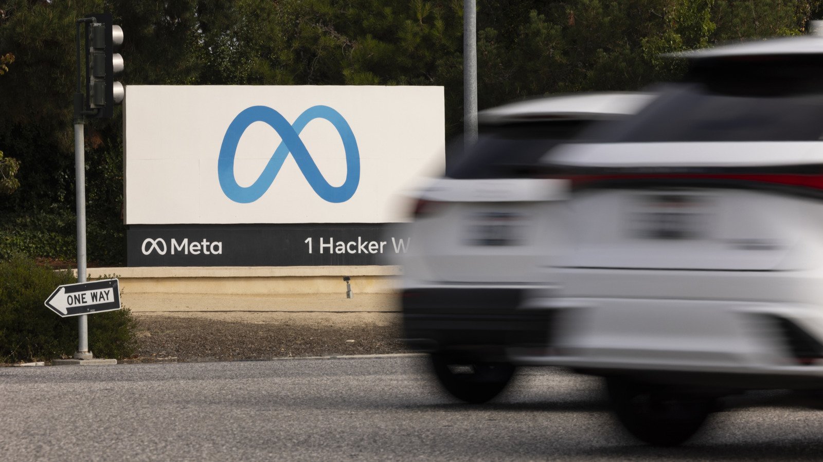Meta Is Reportedly Considering A Multibillion-Dollar Data Center Deal With Anthropic