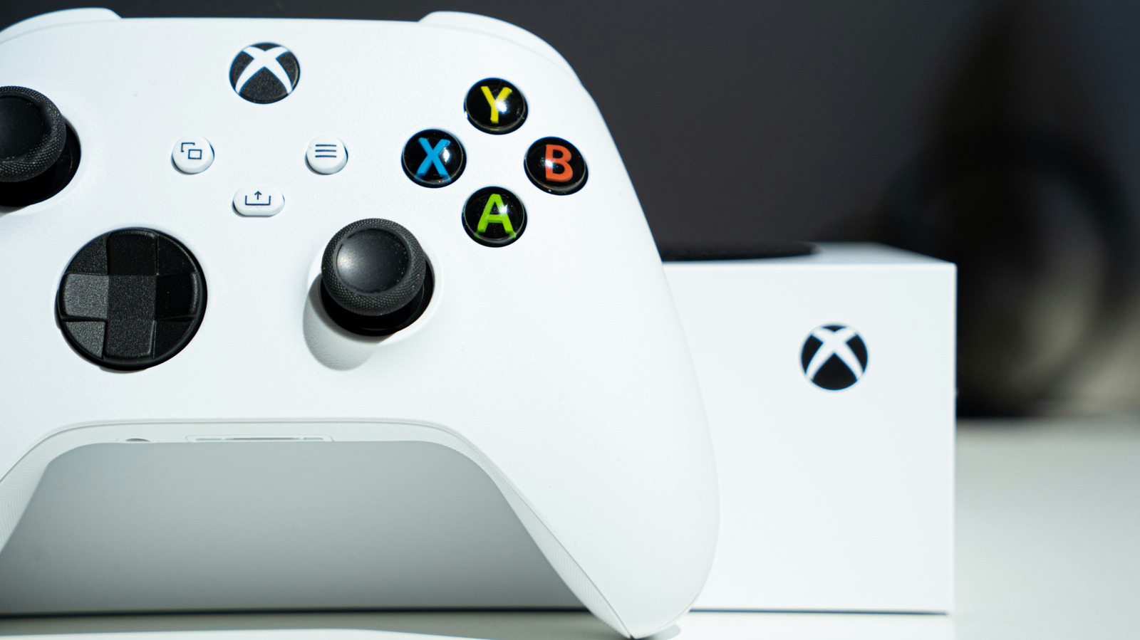 Xbox Is Down, And Users Are Even Having Trouble Playing Disc-Based Games