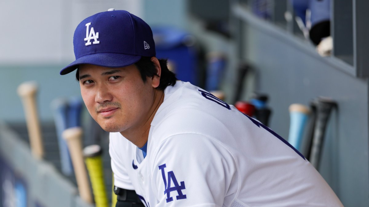 Shohei Ohtani’s next pitching start postponed amid Dodger star’s knee injury