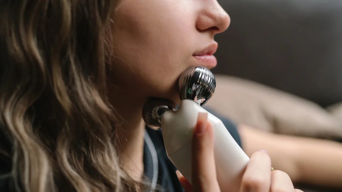 Microcurrent Devices: Do They Work and Are They Worth It? We Asked Skin Experts