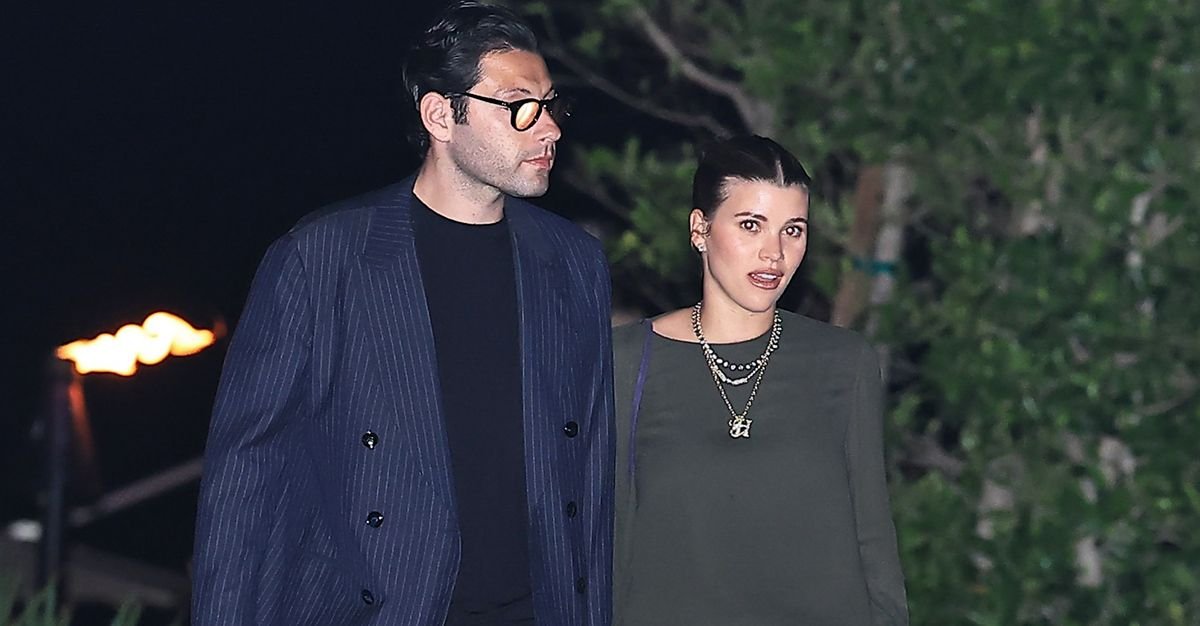Sofia Richie Made Fall’s Wildest Shoe Trend Look Elegant