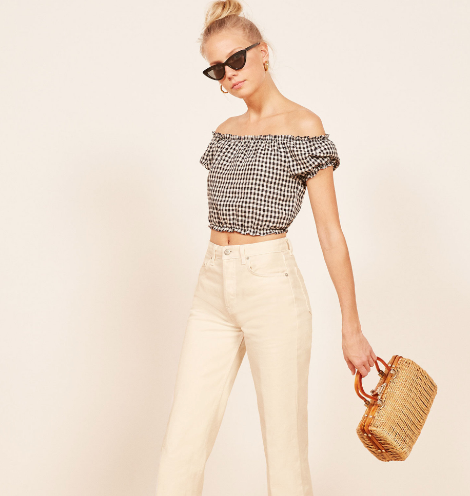 7 Sustainable White Denim Jeans You Can Wear All Summer