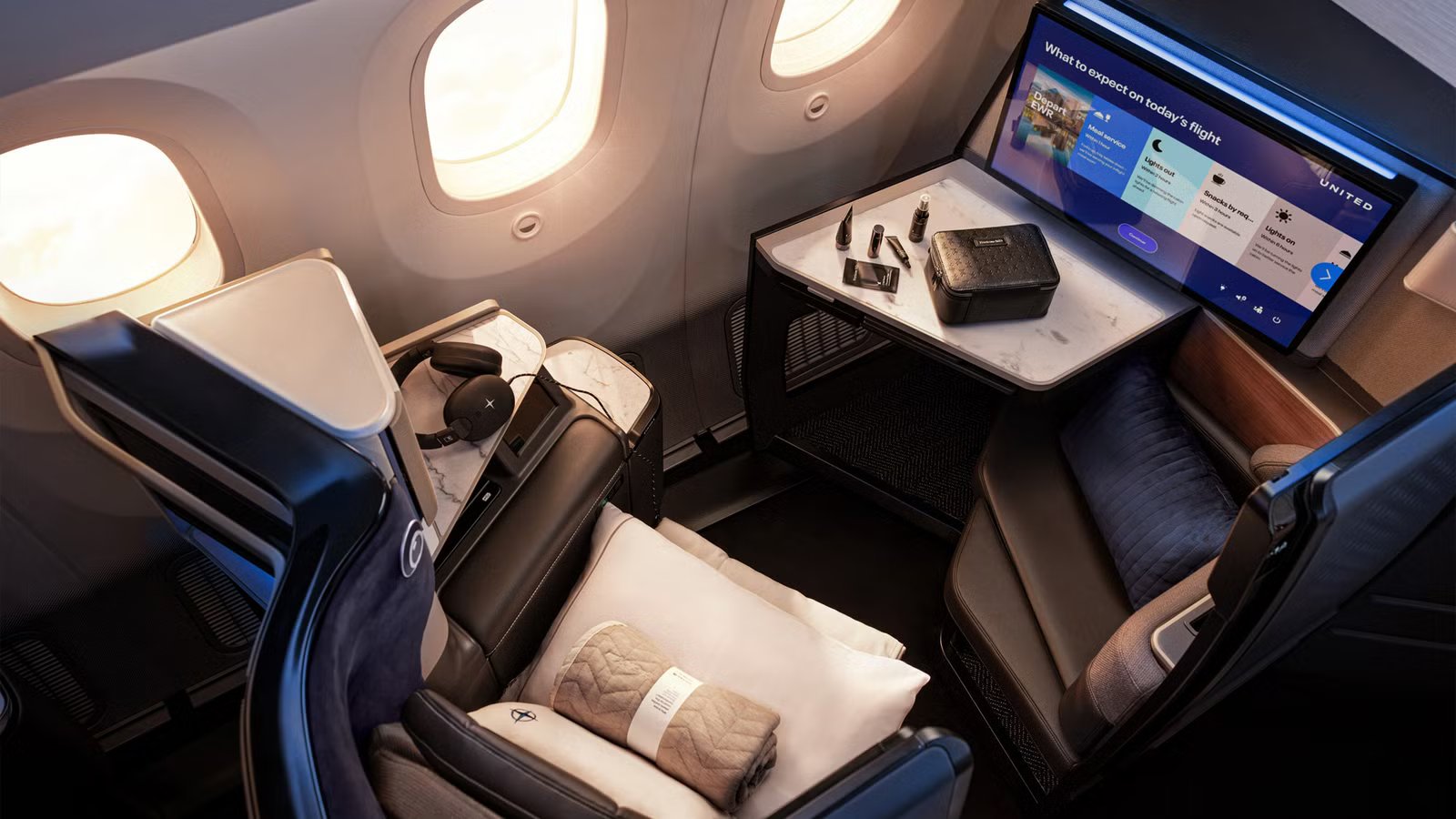 United Airlines’ Polaris Studio Is The 1st Widebody Suite Where The IFE Server Lives In The Cloud