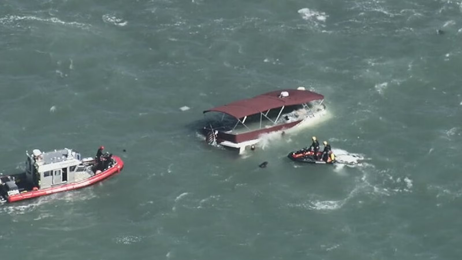 1 missing, 17 rescued after boat catches fire, sinks near Alcatraz Island in San Francisco Bay