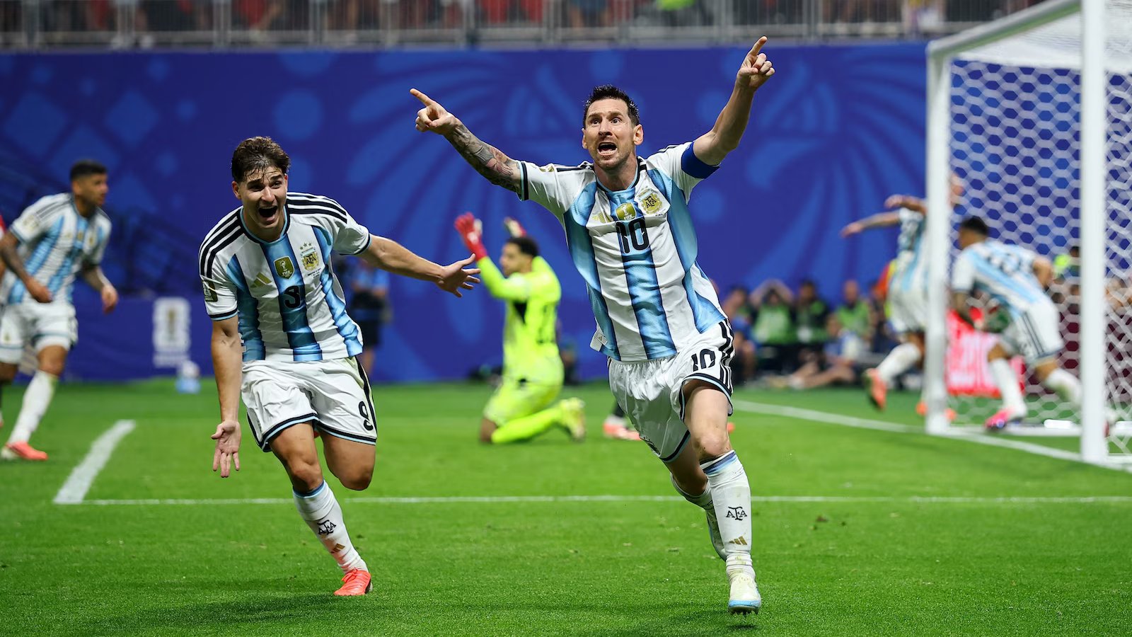 Lionel Messi leads Argentina past Egypt in World Cup thriller