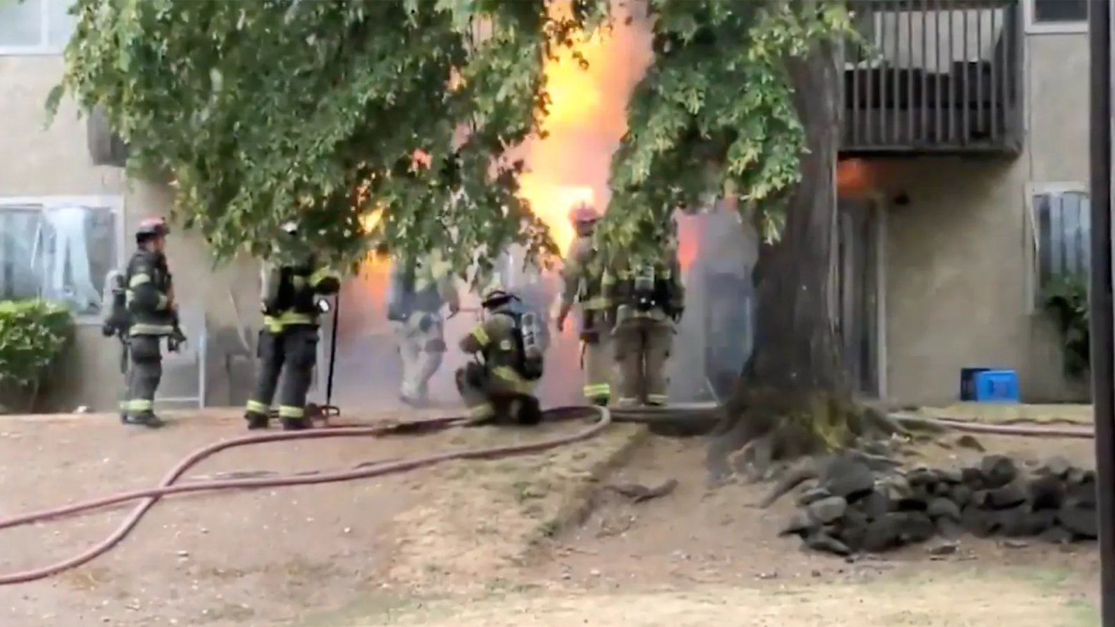 Powerful explosion as firefighters probe smoke at Tacoma apartment | Investigation News