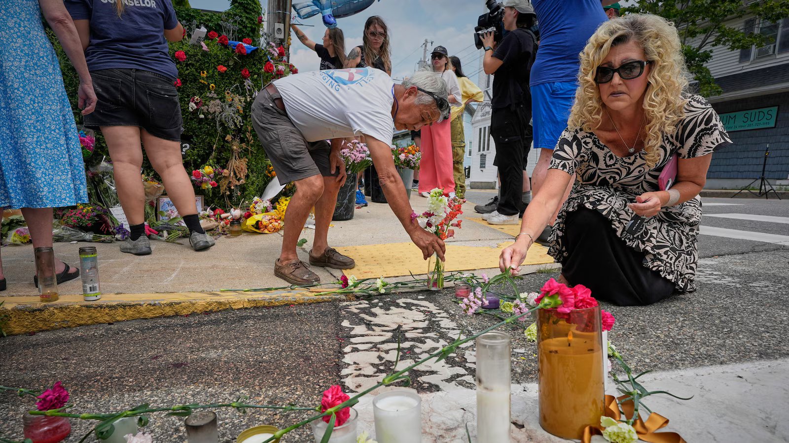 Lawmakers demand answers after ‘bombshell’ report of ICE officer shooting in Maine