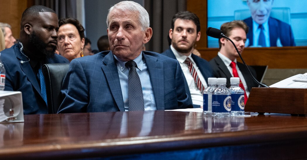 Senate Panel Votes to Hold Fauci in Contempt of Congress