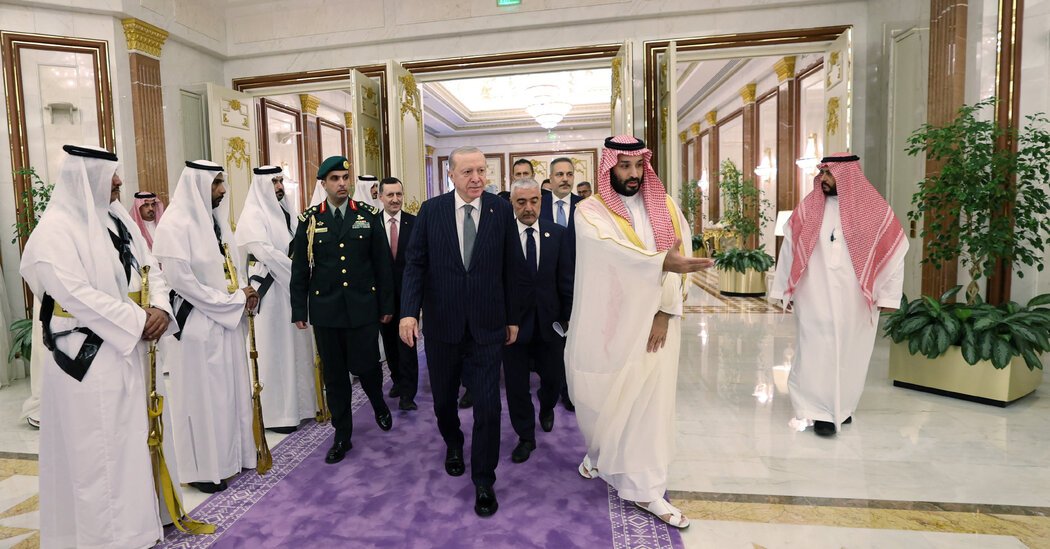 Saudi Arabia, Turkey and Pakistan Sign Joint Defense Pact