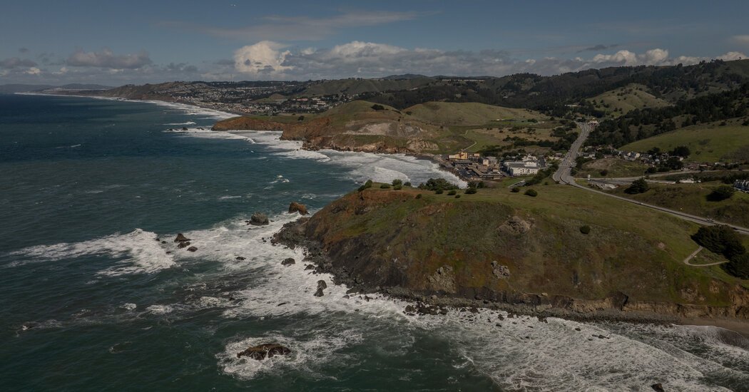 Californians Criticize Federal Efforts to Control the State’s Coast